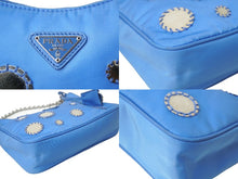 Load image into Gallery viewer, PRADA プラダ Re-Edition 2005 Re-Nylon チェーンワンショルダーバック ブルー ミラー シルバー金具 美品 中古 62930