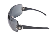 Load image into Gallery viewer, 極美品 CHANEL シャネル サングラス 6028 C.124/87 110 3N 2000&#39;s ココマーク ブラック シルバー金具 中古 62936
