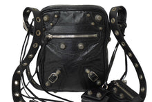 Load image into Gallery viewer, 極美品 BALENCIAGA バレンシアガ ル カゴール ショルダーバッグ ブラック 7190652 シルバー金具 現行 中古 62963