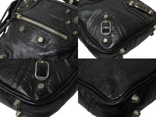 Load image into Gallery viewer, 極美品 BALENCIAGA バレンシアガ ル カゴール ショルダーバッグ ブラック 7190652 シルバー金具 現行 中古 62963