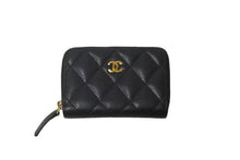 Load image into Gallery viewer, 極美品 CHANEL シャネル マトラッセ コインケース 29番台 AP0216 キャビアスキン ブラック ゴールド金具 中古 62967