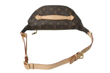 Load image into Gallery viewer, 新品未使用 LOUIS VUITTON ルイヴィトン ボディバッグ M43644 バムバッグ ブラウン モノグラムキャンバス 中古 62989