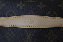 Load image into Gallery viewer, 新品未使用 LOUIS VUITTON ルイヴィトン ボディバッグ M43644 バムバッグ ブラウン モノグラムキャンバス 中古 62989