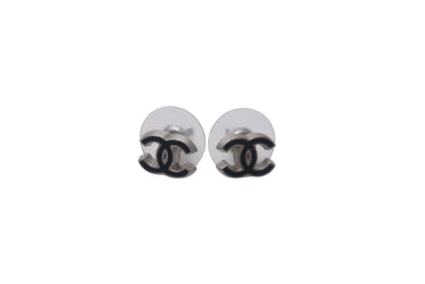 CHANEL シャネル ピアス ミニ ココマーク 06Pブラック シルバー金具 美品 中古 62990