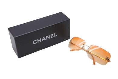 極美品 CHANEL シャネル ラインストーン ココマーク サングラス オレンジ アイウェア ロゴ リムレス 62□17 4017-D 中古 63021