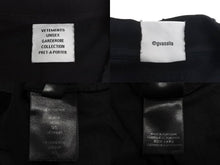 画像をギャラリービューアに読み込む, VETEMENTS ヴェトモン 23SS ユーズド加工ロゴ エンボスプリントTシャツ 23SS ブラック サイズS UE63TR740B 美品 中古 63075 