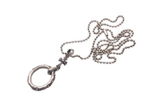 Load image into Gallery viewer, CHROME HEARTS クロムハーツ ネックレス サングラスホルダー アイウェアループ スクロールバンド ベイビーファット シルバー925 美品 中古 63125