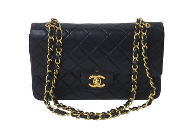 CHANEL シャネル Wフラップ マトラッセ チェーン ショルダーバッグ 23cm 2番台 ラムスキン ブラック ゴールド金具 美品 中古 63126