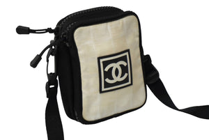 CHANEL シャネル ショルダーバッグ A22059 ココマーク スポーツライン ドレイク愛用 8番台 美品 中古 63155