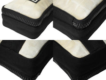 Load image into Gallery viewer, CHANEL シャネル ショルダーバッグ A22059 ココマーク スポーツライン ドレイク愛用 8番台 美品 中古 63155