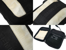 Load image into Gallery viewer, CHANEL シャネル ショルダーバッグ A22059 ココマーク スポーツライン ドレイク愛用 8番台 美品 中古 63155