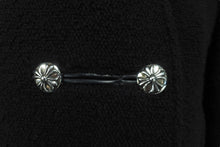 Load image into Gallery viewer, 極美品 CHROME HEARTS クロムハーツ クロスボールボタン ノーカラーウールコート XS カシミヤ ブラック 中古 63166