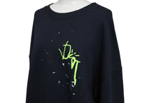 Load image into Gallery viewer, 極美品 Dior ディオール 22AW Cactus Jack コラボ オーバーサイズペインタースウェット 283J679A0531 ネイビー サイズXL 中古 63186