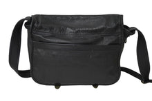 Load image into Gallery viewer, CHROME HEARTS クロムハーツ ガンスリンガーストラップ ショルダーバッグ メッセンジャーバッグ ブラック 美品 中古 63203