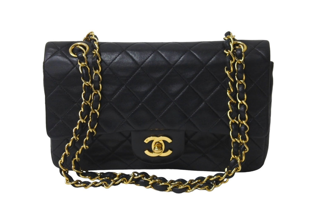 CHANEL シャネル Wフラップ マトラッセ チェーン ショルダーバッグ 23cm 4番台 ラムスキン ブラック ゴールド金具 美品 中古 63468