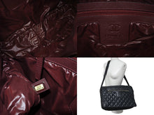 Load image into Gallery viewer, CHANEL シャネル ココクーン ナイロンキルティングショルダーバッグ 13番台 ブラック 美品 中古 63469