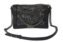 Load image into Gallery viewer, CHANEL シャネル ボーイシャネル ショルダーバッグ ワンショルダー A67920 18番台 ブラック シルバー金具 美品 中古 63484
