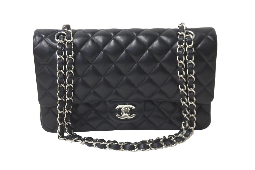 極美品 CHANEL マトラッセWフラップチェーンショルダー 23番台 25cm ショルダーバッグ ブラック シルバー金具 ラムスキン 中古 63486