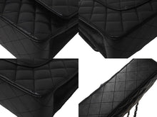 Load image into Gallery viewer, 極美品 CHANEL マトラッセWフラップチェーンショルダー 23番台 25cm ショルダーバッグ ブラック シルバー金具 ラムスキン 中古 63486