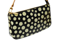 Load image into Gallery viewer, LOUIS VUITTON ルイヴィトン ポシェット アクセソワール ヴェルニ ドット インフィニティ M91427 ゴールド金具 美品 中古 63487