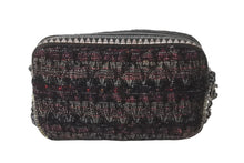 Load image into Gallery viewer, CHANEL シャネル パリダラス ラメツイードショルダーバッグ 20番台 マルチカラー シルバー金具 美品 中古 63491