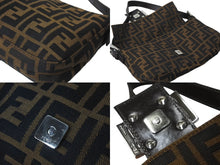 画像をギャラリービューアに読み込む, 極美品 FENDI フェンディ マンマバケット ハンドバッグ アクセサリーポーチ ズッカ柄 ブラウン シルバー金具 中古 63507 