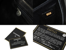 Load image into Gallery viewer, CHANEL シャネル ハンドバッグ 復刻トート キャビアスキン マトラッセ ココマーク 6番台 シルバー金具 美品 中古 63521