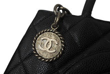 Load image into Gallery viewer, CHANEL シャネル ハンドバッグ 復刻トート キャビアスキン マトラッセ ココマーク 6番台 シルバー金具 美品 中古 63521