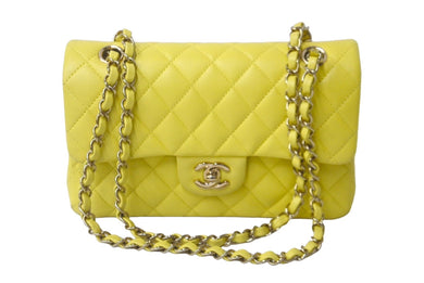 極美品 CHANEL マトラッセ Wフラップ チェーンショルダー キャビアスキン ランダム 23cm ショルダーバッグ イエロー ゴールド金具 中古 63542