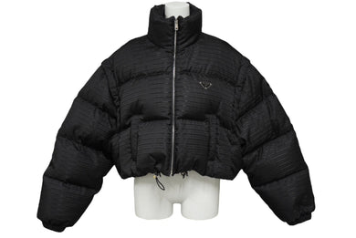 PRADA プラダ ダウンジャケット クロップド リサイクルナイロン ブラック サイズ42 229Y056 S222 11FC 美品 中古 63543 