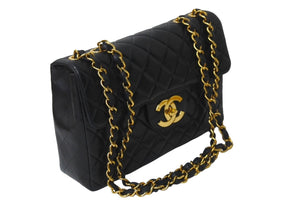 極美品 CHANEL シャネル 中マトラッセ チェーン 30cm デカココマーク ショルダーバッグ 4番台 ラムスキン ゴールド金具 ロゴ 中古 63547