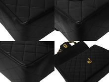 Load image into Gallery viewer, 極美品 CHANEL シャネル 中マトラッセ チェーン 30cm デカココマーク ショルダーバッグ 4番台 ラムスキン ゴールド金具 ロゴ 中古 63547