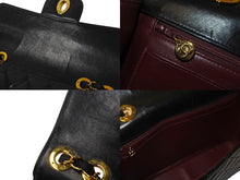 Load image into Gallery viewer, 極美品 CHANEL シャネル 中マトラッセ チェーン 30cm デカココマーク ショルダーバッグ 4番台 ラムスキン ゴールド金具 ロゴ 中古 63547