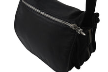 Load image into Gallery viewer, 極美品 新型 CHROME HEARTS クロムハーツ ギャラ付き タイニー ソフトショルダーバッグ ダガーファスナー ブラック 中古 63551