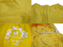 Load image into Gallery viewer, Sp5der スパイダー ダブルレイヤード プリント ショートパンツ イエロー ナイロン クモ 蜘蛛 ナイロン サイズM 美品 中古 63575