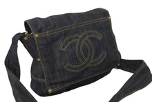 Load image into Gallery viewer, CHANEL シャネル ショルダーバッグ スパークリングデニム 10番台 ココマーク ネイビー A31987 ゴールド金具 美品 中古 63616