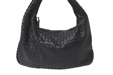 Load image into Gallery viewer, BOTTEGAVENETA ボッテガヴェネタ ワンショルダーバッグ イントレチャート 115653 V0013 1000 レザー ブラック 美品 中古 63630