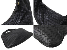 Load image into Gallery viewer, BOTTEGAVENETA ボッテガヴェネタ ワンショルダーバッグ イントレチャート 115653 V0013 1000 レザー ブラック 美品 中古 63630