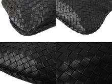 Load image into Gallery viewer, BOTTEGAVENETA ボッテガヴェネタ ワンショルダーバッグ イントレチャート 115653 V0013 1000 レザー ブラック 美品 中古 63630