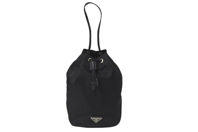 PRADA プラダ 巾着ポーチ トライアングルロゴ テスート ナイロン ブラック 1NA369 美品 中古 63646 