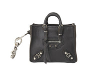 Load image into Gallery viewer, 極美品 BALENCIAGA バレンシアガ ミニ シティ キーホルダーブラック系 293333 レザー チャーム 小物 中古 63647