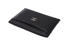 Load image into Gallery viewer, CHANEL シャネル ココマーク キルティング カードケース ココマーク 14番台 カーフスキン シルバー金具 美品 中古 63682