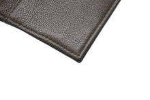 Load image into Gallery viewer, 未使用 CHANEL シャネル ココマーク カードケース 23番台 キャビアスキン カーキ シルバー金具 中古 63683