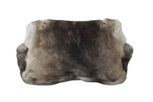 Load image into Gallery viewer, CHANEL シャネル マトラッセ シングルフラップチェーンショルダーバッグ 8番台 ファー 23cm グレー シルバー金具 中古 63707
