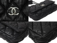 Load image into Gallery viewer, 極美品 CHANEL シャネル ココマーク バブルキルト ハンドバッグ ブラック シルバー金具 中古 63716