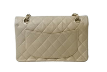 Load image into Gallery viewer, CHANEL シャネル マトラッセWフラップチェーンショルダーバッグ 8番台 ラムスキン 23cm ベージュ 新革 ゴールド金具 中古 63721