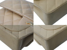 Load image into Gallery viewer, CHANEL シャネル マトラッセWフラップチェーンショルダーバッグ 8番台 ラムスキン 23cm ベージュ 新革 ゴールド金具 中古 63721