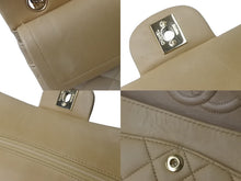 Load image into Gallery viewer, CHANEL シャネル マトラッセWフラップチェーンショルダーバッグ 8番台 ラムスキン 23cm ベージュ 新革 ゴールド金具 中古 63721