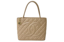 Load image into Gallery viewer, CHANEL シャネル 復刻トート 8番台 ハンドバッグ ココマーク キャビアスキン ベージュ シルバー金具 美品 中古 63722