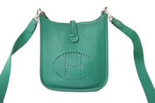 Load image into Gallery viewer, 新品同様 HERMES エルメス エブリンTPM ショルダーバックC刻印 ヴェールヴェルティゴ グリーン 中古 63736